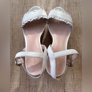 Kate Spade Tomas Leather Ruffle-Trim Front Strap & Cork Platform Wedge Sandal. 9